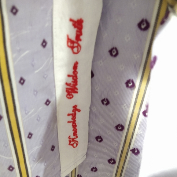 Robert Graham Button Down Shirt - Picture 6 of 6